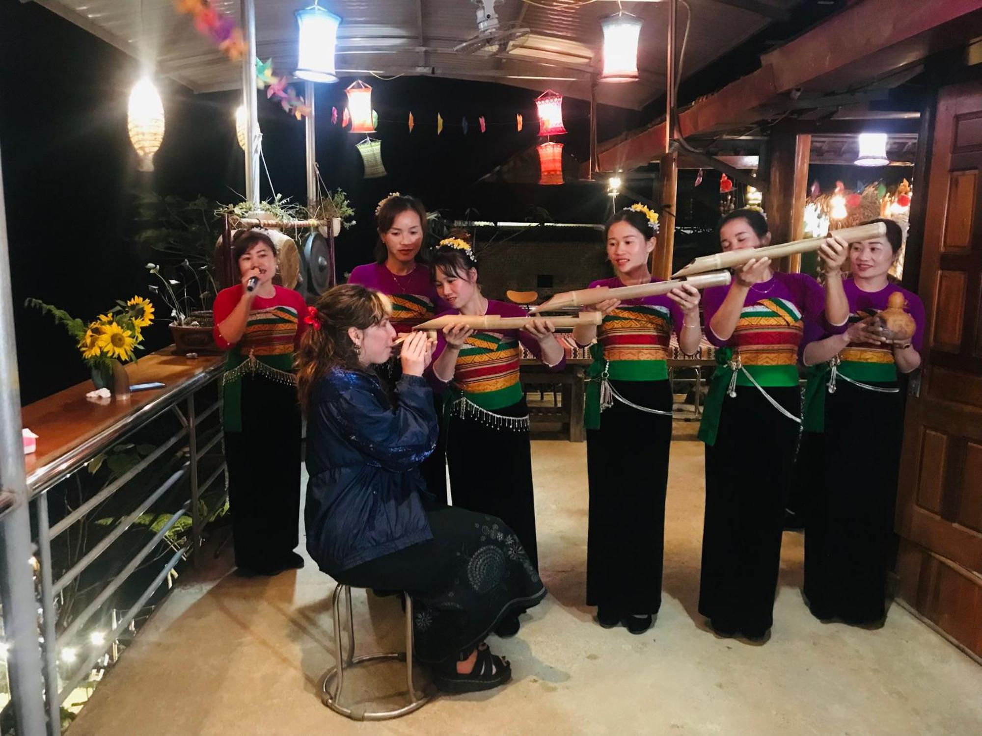 Oh Pu Luong * Huong Ba Thuoc